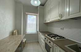 Apartament de 2 camere, 65mp, decomandat, parcare, Royal Town