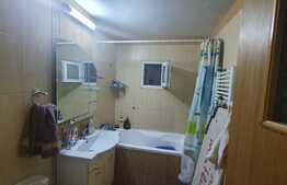 Apartament 3 camere, 68.35 mp, semidecomandat, Nicolina 2