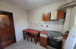 Apartament de 3 camere, 75mp, decomandat, zona Dacia Bicaz