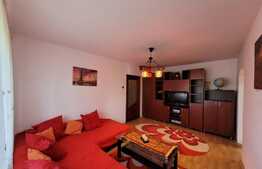 Apartament de 3 camere, 75mp, decomandat, zona Dacia Bicaz