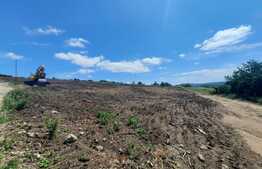 Teren intravilan de 580 mp, priveliste spre oras, Tomesti