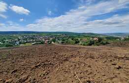 Teren intravilan de 575 mp, priveliste spre oras, Tomesti