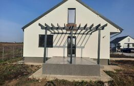 Casa superba 83 mp utili+ 50 mp mansarda, 407 mp, Holboca