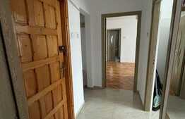 Apartament de 3 camere, 65mp, etaj intermediar, zona Podu Ros