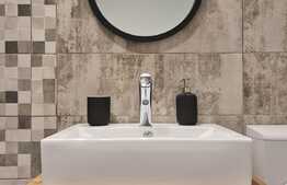 Apartament modern, 3 camere, balcon, zona Pod Ros