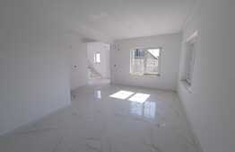 Casa de 4 camere, 140 mp, teren 500 mp, crama cu beci, Lunca Cetatuii