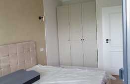 Apartament de 2 camere, lux, 50 mp, parcare, zona Tatarasi