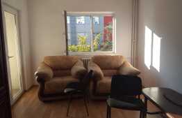 Apartament de 3 camere, 58 mp, etaj intermediar, zona SF. Lazar