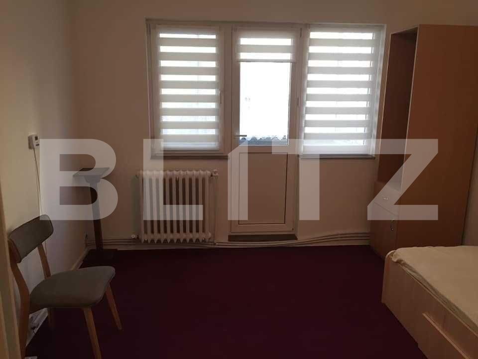 Apartament de 2 camere, 40mp, decomandat, zona Mircea Cel Batran