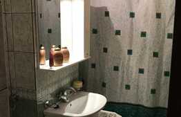 Apartament de 3 camere, 70mp, decomandat, zona Palas