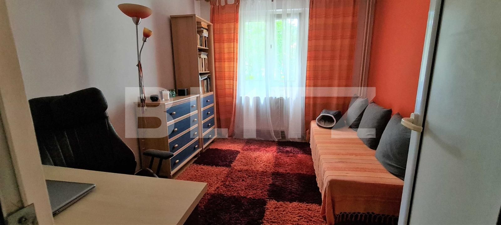 Apartament 3 camere, semidecomandat, 69mp, mobilat, zona TatarasiTatarasi