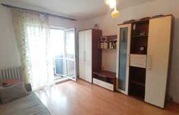 Apartament de 3 camere, 52.5 mp, semidecomandat, zona Baza 3