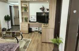 Apartament de 3 camere, 58,4 mp, decomandat, zona Tatarasi
