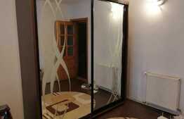 Apartament de 2 camere, 65 mp, etaj intermediar, zona Tigarete