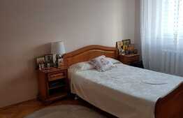 Apartament de 4 camere, 100mp, etaj intermediar, zona Arcu