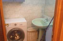 Apartament de 3 camere, decomandat, 60 mp, zona Pacurari