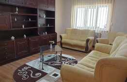 Apartament de 3 camere, decomandat, 70 mp, zona Nicolina