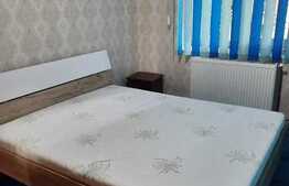 Apartament de 3 camere, decomandat, 70 mp, zona Nicolina