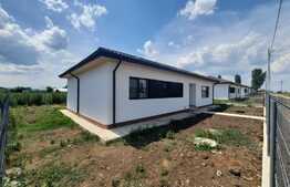  Casa 3 camere, 70 mp, teren 475 mp,Vorovesti