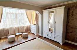 Apartament de 3 camere, 65mp, LUX, zona Podu Ros