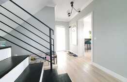 Casa individuala, 115 mp, teren 465 mp, terasa, zona Hlincea