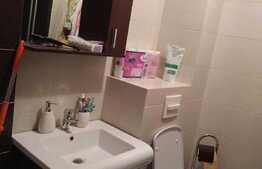 Garsoniera spatioasa, 37 mp, zona Cug