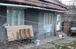 Casa batraneasca, 80 mp, mobilat/utilat, zona Podul de Piatra