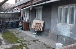 Casa batraneasca, 80 mp, mobilat/utilat, zona Podul de Piatra