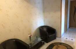 Apartament de 3 camere, decomandat, 70 mp, modern, zona UMF