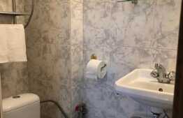 Apartament de 3 camere, decomandat, 70 mp, modern, zona UMF