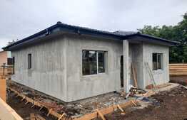 Casa cu 3 camere de 110 mp, 630 mp de teren, Vorovesti