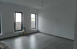 Casa cu 3 camere de 85 mp utili, 400 mp teren, zona Vorovesti