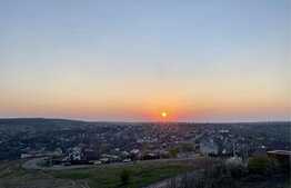 Apartament de 3 camere, lux, 85 mp, parcare, zona Copou