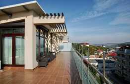 Apartament superb de 3 camere, 80 mp, terasa generoasa, Copou