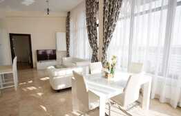 Apartament superb de 3 camere, 80 mp, terasa generoasa, Copou