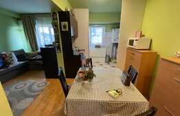 Apartament 4 camere, 95 mp, etaj intermediar, zona Nicolina