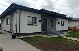 Casa de 4 camere, 117 mp, teren 500 mp, terasa, Vorovesti