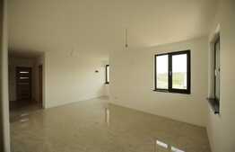 Casa de 4 camere, 100 mp utili, 500 mp teren, Valea Adanca