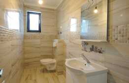 Casa de 4 camere, 100 mp utili, 500 mp teren, Valea Adanca