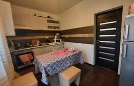 Casa de 4 camere, 100 mp, Valea Adanca