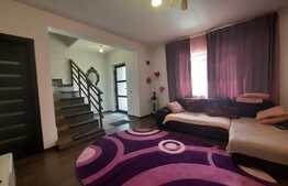 Casa 4 camere, de 100 mp, 200 mp teren, Valea Adanca