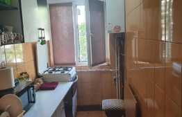 Apartament 3 camere, 49 mp, Alexandru cel Bun