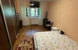 Apartament de 2 camere, decomandat, 50 mp, parter, cartier Tatarasi