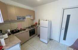 Apartament de 2 camere, decomandat, 53 mp, cartier Astoria