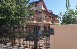 Casa individuala, 200 mp, teren 750 mp, zona Cug