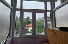 Apartament 2 camere, decomandat, 44mp, 120 mp teren, zona centrala