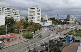 Apartament 3 camere, 70 mp, Zona Podu Ros