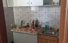 Garsoniera de 24 mp, decomandata, zona Nicolina