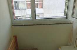 Garsoniera de 24 mp, decomandata, zona Nicolina