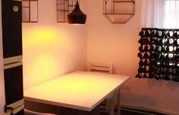 Apartament 3 camere, 70 mp, decomandat, zona Ultracentrala